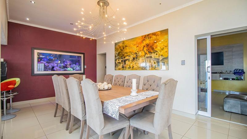 6 Bedroom Property for Sale in Dana Bay Western Cape